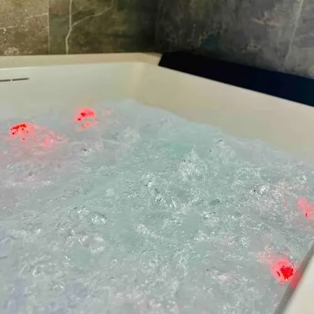 Daire Boheme Avec Bain Balneo
